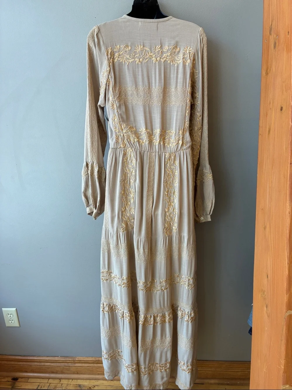 Hale Bob Leighton Taupe & Gold Maxi Dress with Lace Trim - Picture 6 of 8